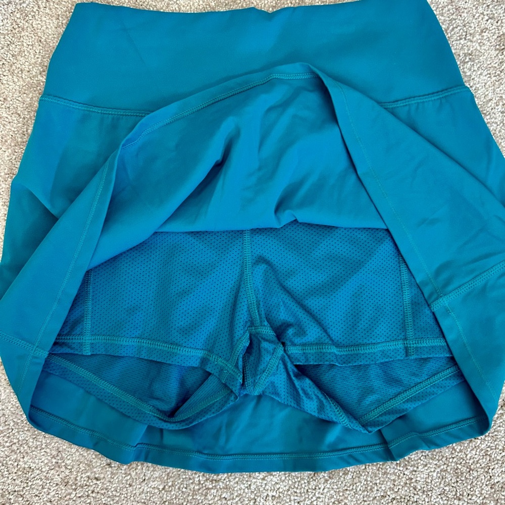 Teal Athletic Skort with built in Shorts - Picture 3 of 5